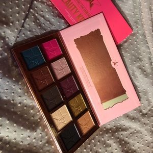 Jeffery star Beauty killer palette